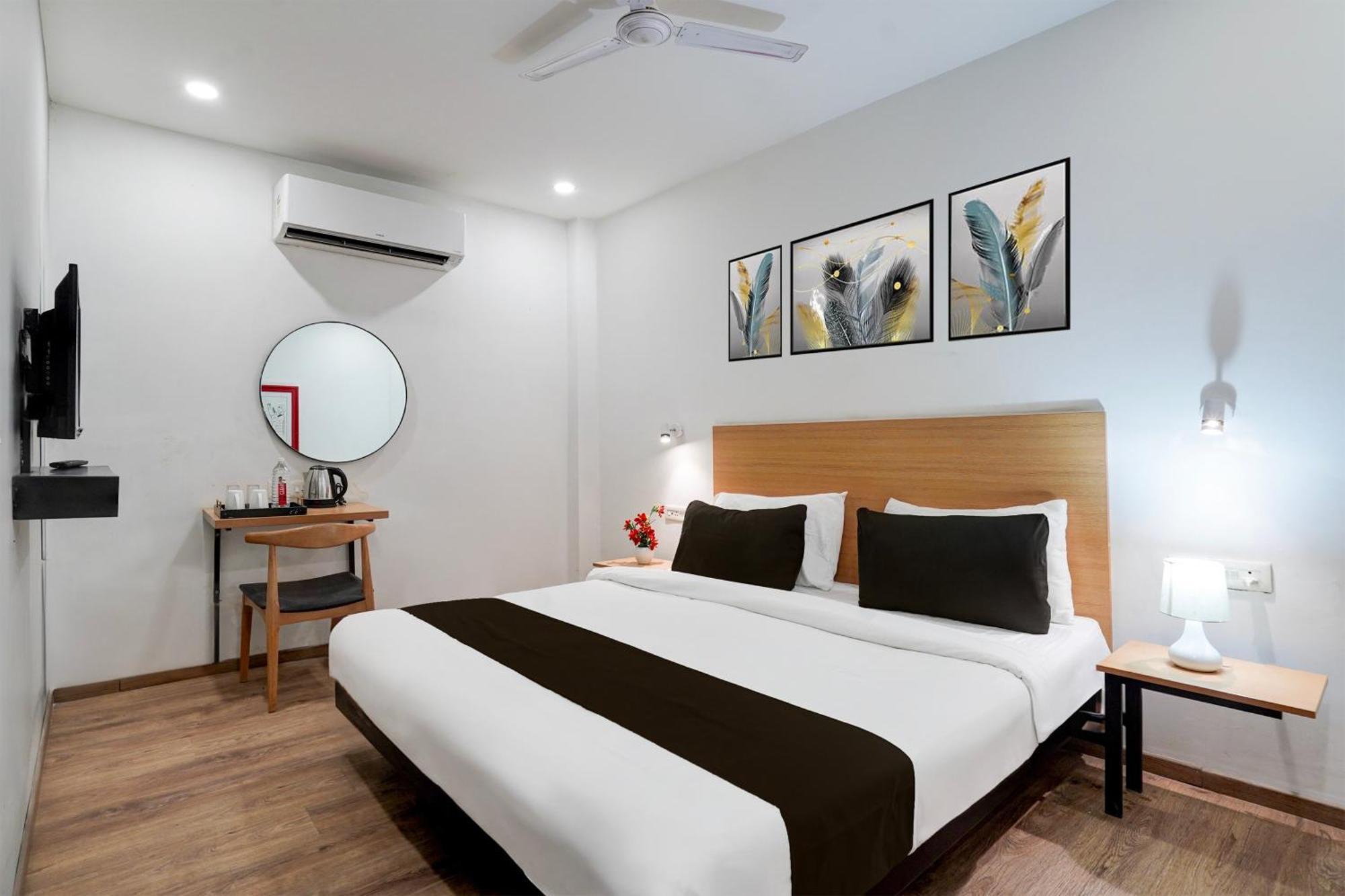 Super Townhouse Gomti Nagar Sector 6 Near Ekana Stadium Lucknow Exterior photo
